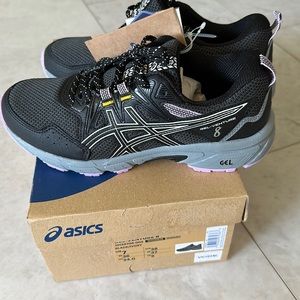 WOMAN ASISCS GEL-VENTURE 8